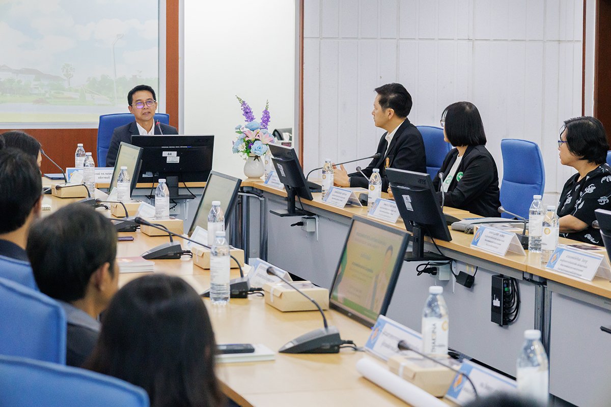 Leading Institutions